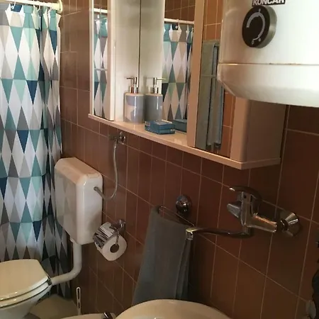 The Sunny Fig Apartment Petrcane
